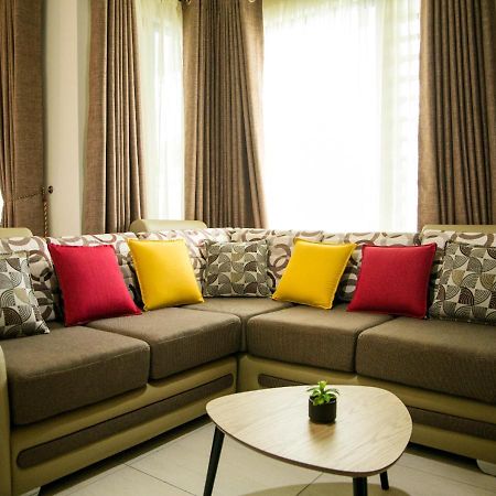 Luxury 2 Bedroom Apartment With Pool - Close To Flic-En-Flac Beach Eksteriør bilde