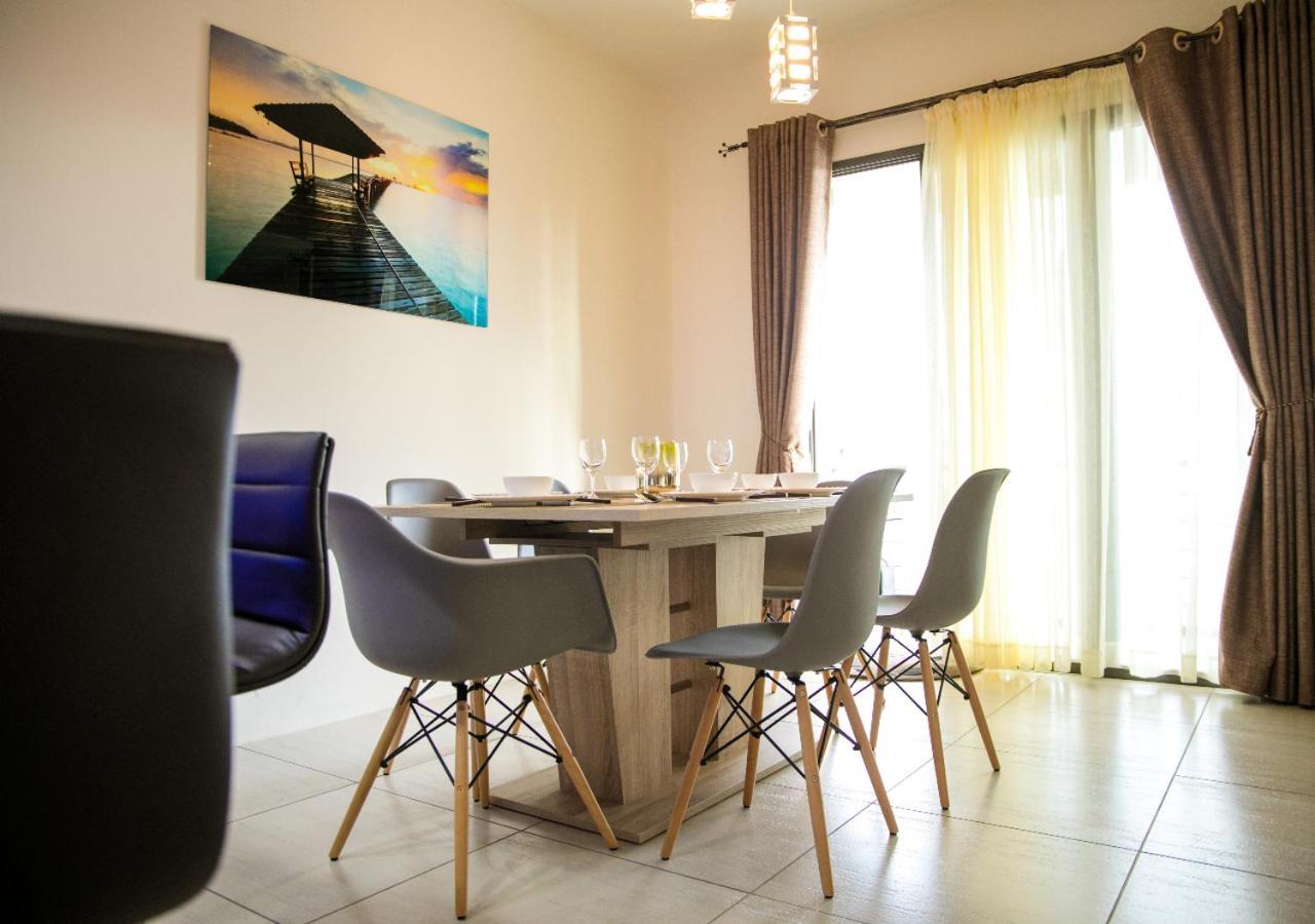 Luxury 2 Bedroom Apartment With Pool - Close To Flic-En-Flac Beach Eksteriør bilde
