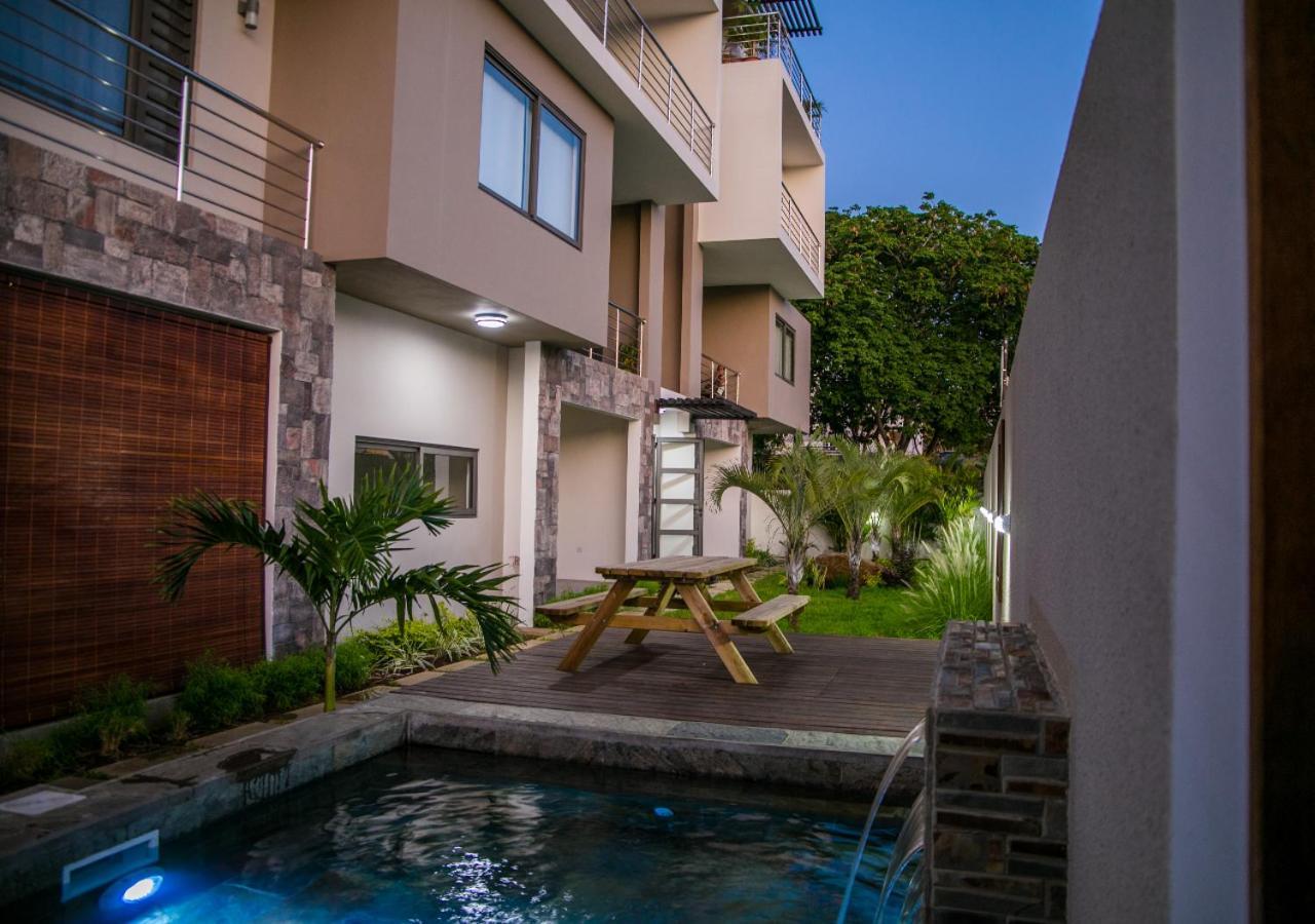 Luxury 2 Bedroom Apartment With Pool - Close To Flic-En-Flac Beach Eksteriør bilde