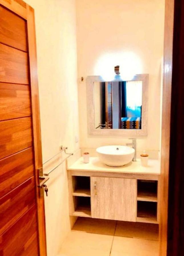 Luxury 2 Bedroom Apartment With Pool - Close To Flic-En-Flac Beach Eksteriør bilde